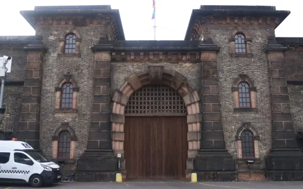 Empty British Prisons, of Foreigners!